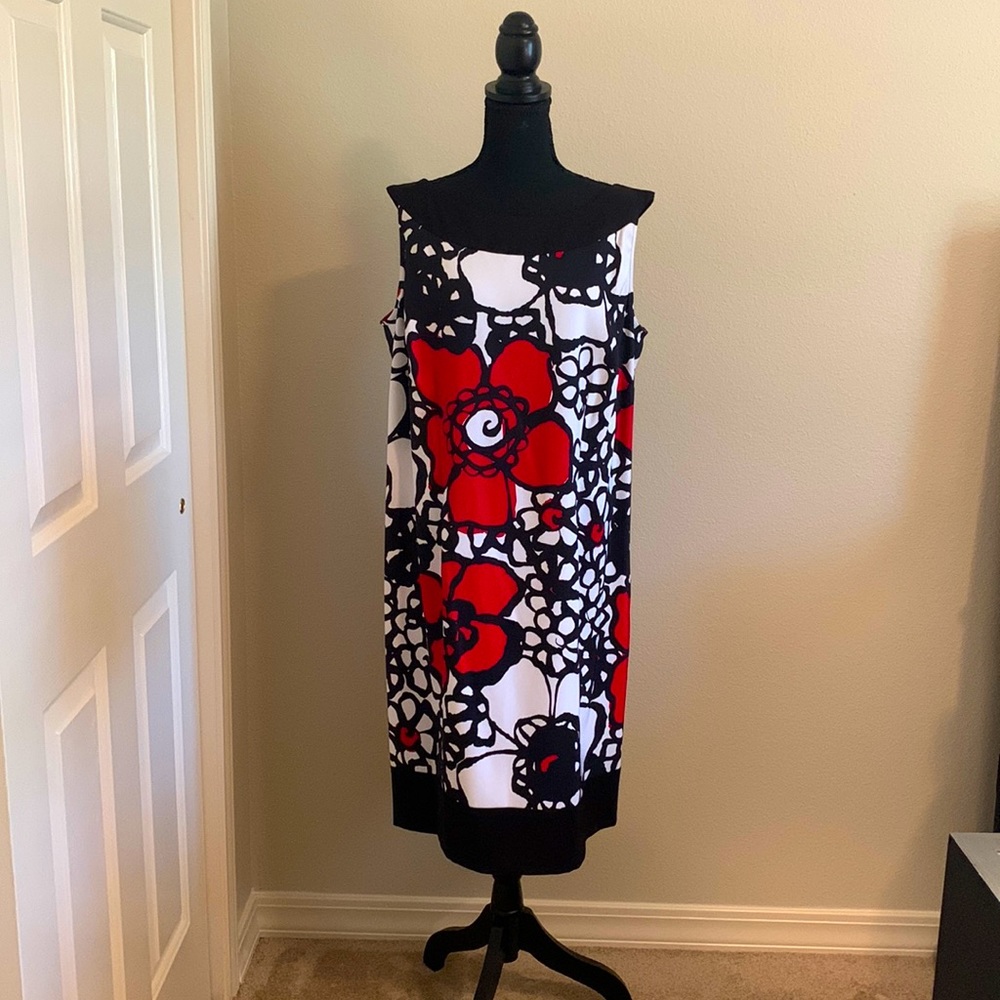 Connected Sleeveless Dress 16W